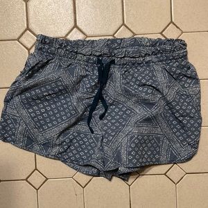 The North Face shorts